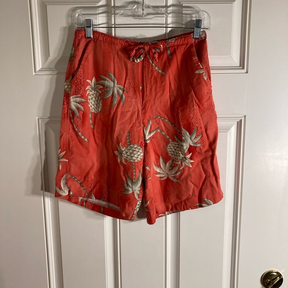 Vintage Hibiscus Hawaii shorts - Picture 1 of 12